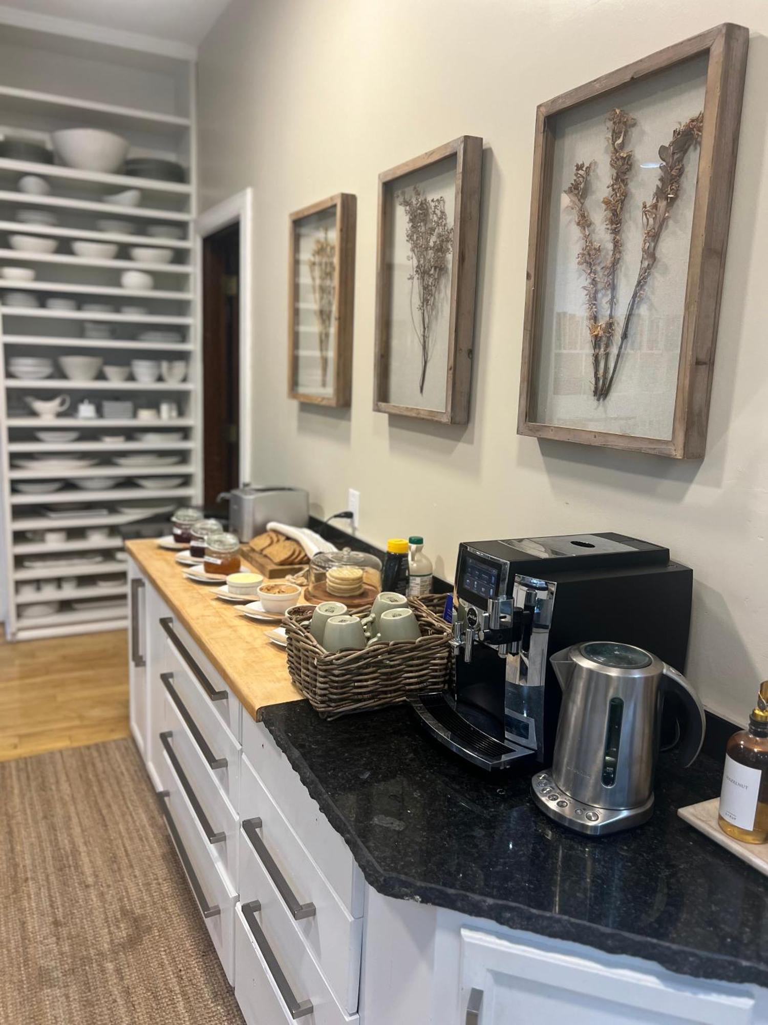 No. 5 East Bed and Breakfast Γουίνιπεγκ Εξωτερικό φωτογραφία